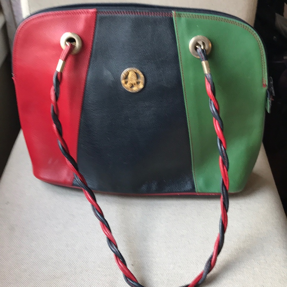 Vintage 1980 Paris leather purse bag by Pourchet.